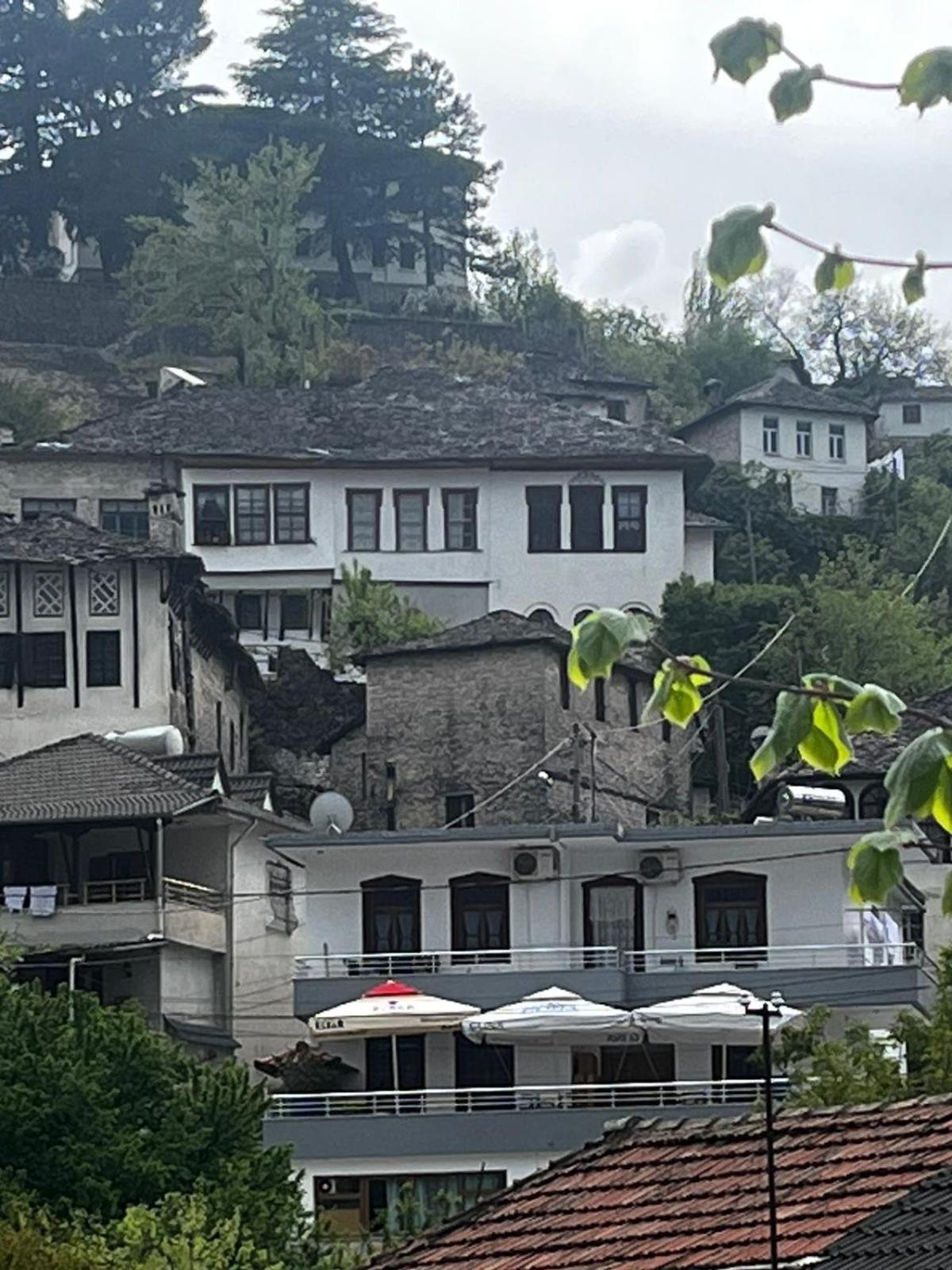 Guesthouse 1805 Gjirokastër Exterior foto