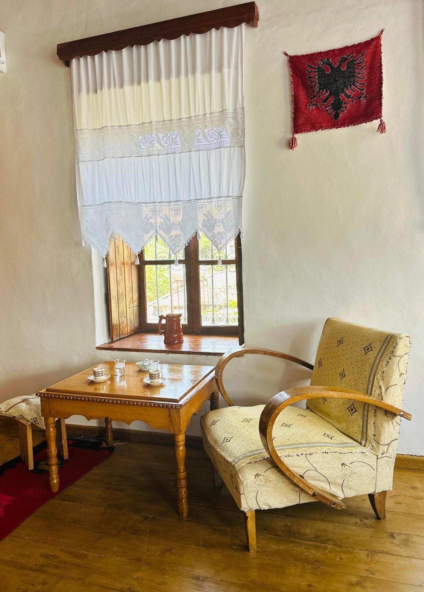 Guesthouse 1805 Gjirokastër Exterior foto